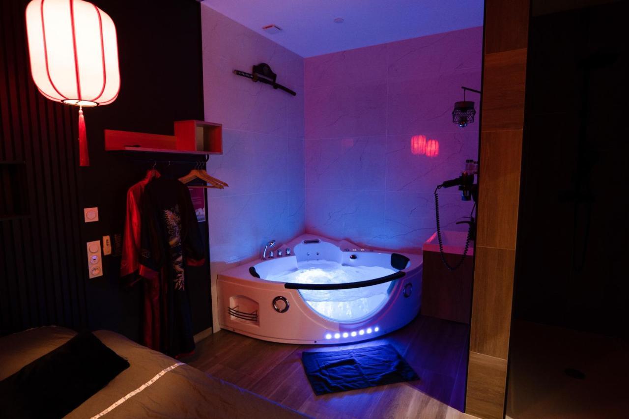 Capsule Japon - Jacuzzi - Netflix & Ecran Cinema - Xbox Apartment