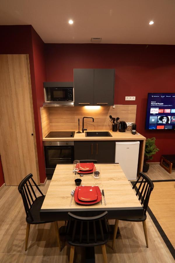 Apartment Capsule Japon - Jacuzzi - Netflix & Ecran Cinema - Xbox *