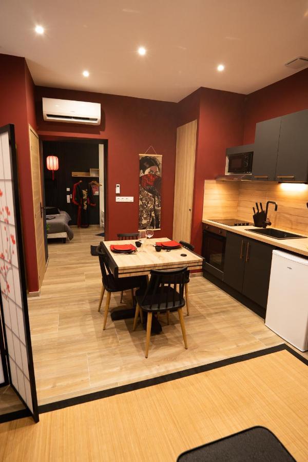 Apartment Capsule Japon - Jacuzzi - Netflix & Ecran Cinema - Xbox
